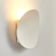 Modern minimalist outdoor waterproof wall lamp, 7W, shown in 9021 black or white for porch and garden wall lighting