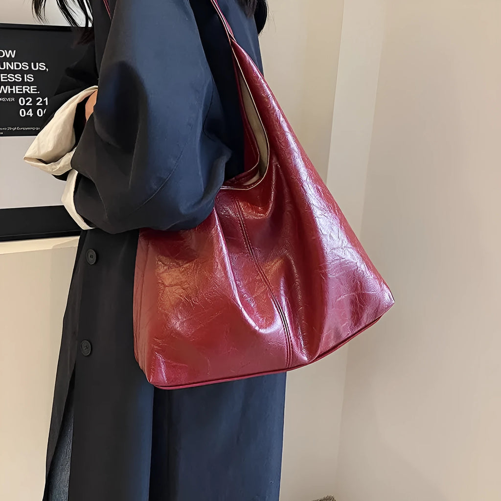 Women's casual shoulder bag in soft PU leather with large capacity and street trend style