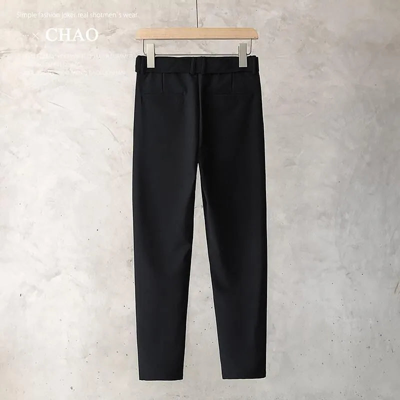 Boys slim straight trousers in wool blend fabric with tapered leg and straight opening