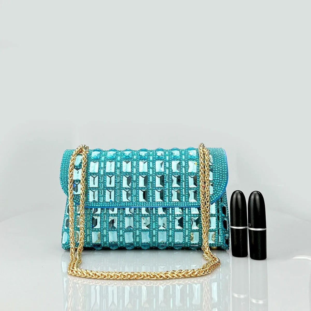 Retro style shiny glass rhinestone chain clutch bag with diamond embellishments in horizontal square shape