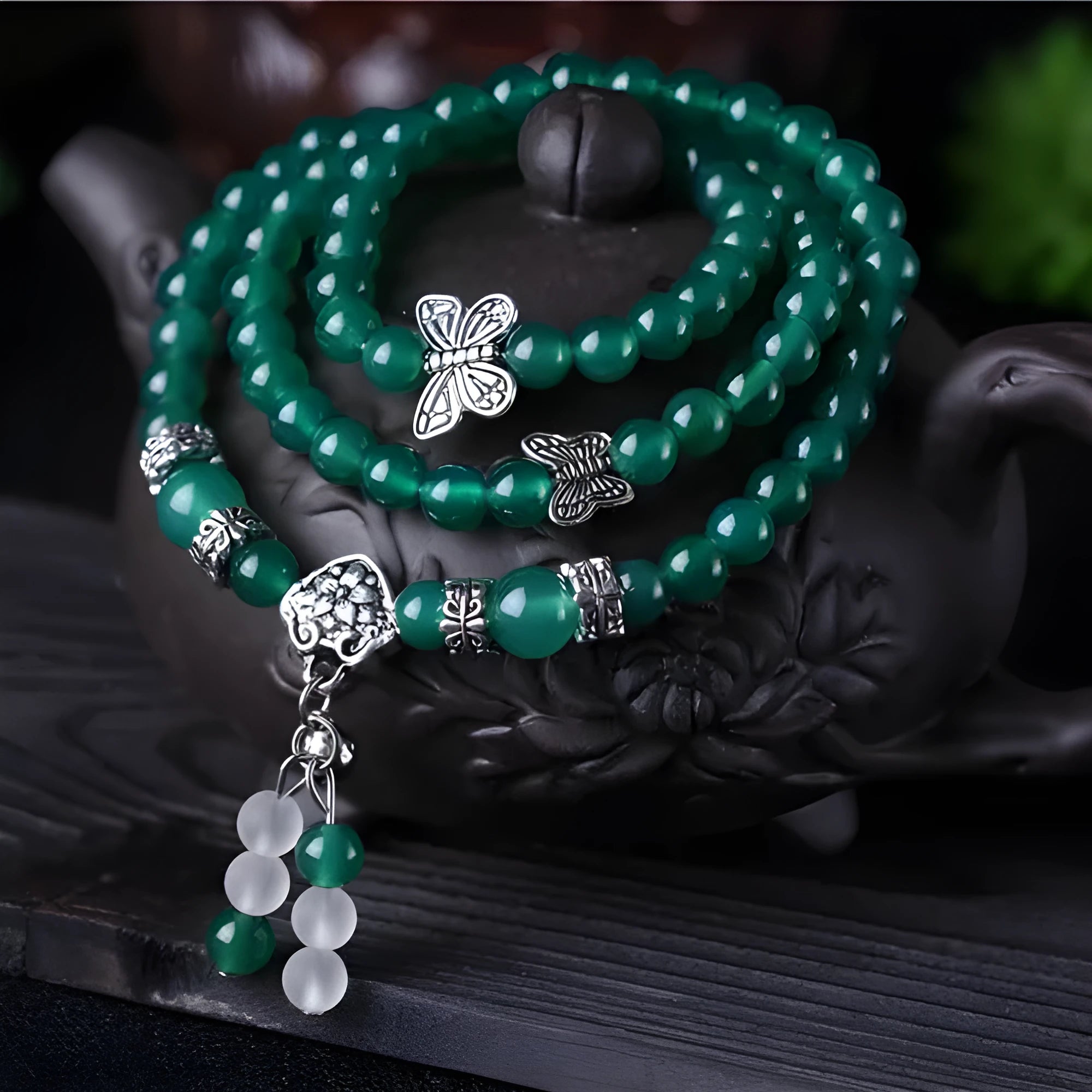 Green agate multi-layer bracelet with three circles of 6mm beads
