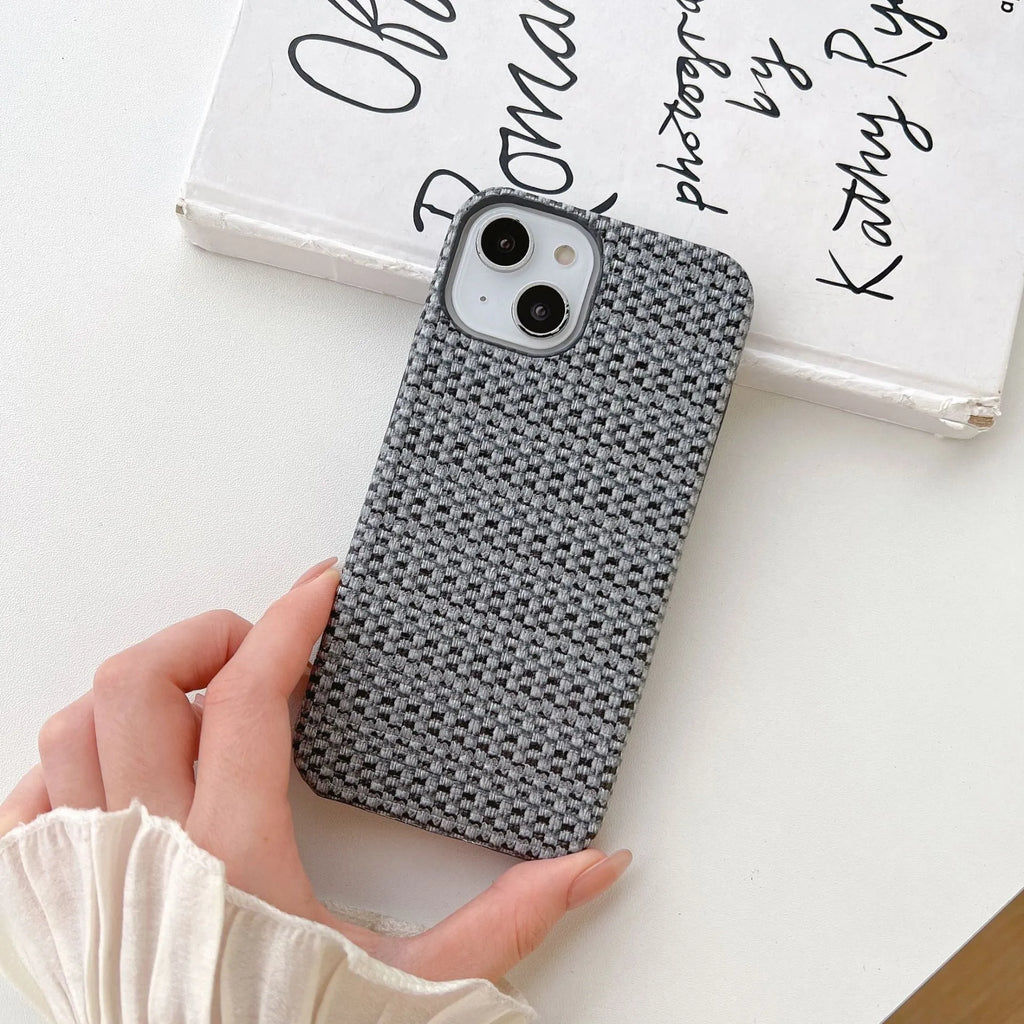 Hand-woven plaid TPU mobile phone case in pink with all-inclusive fit and fall protection