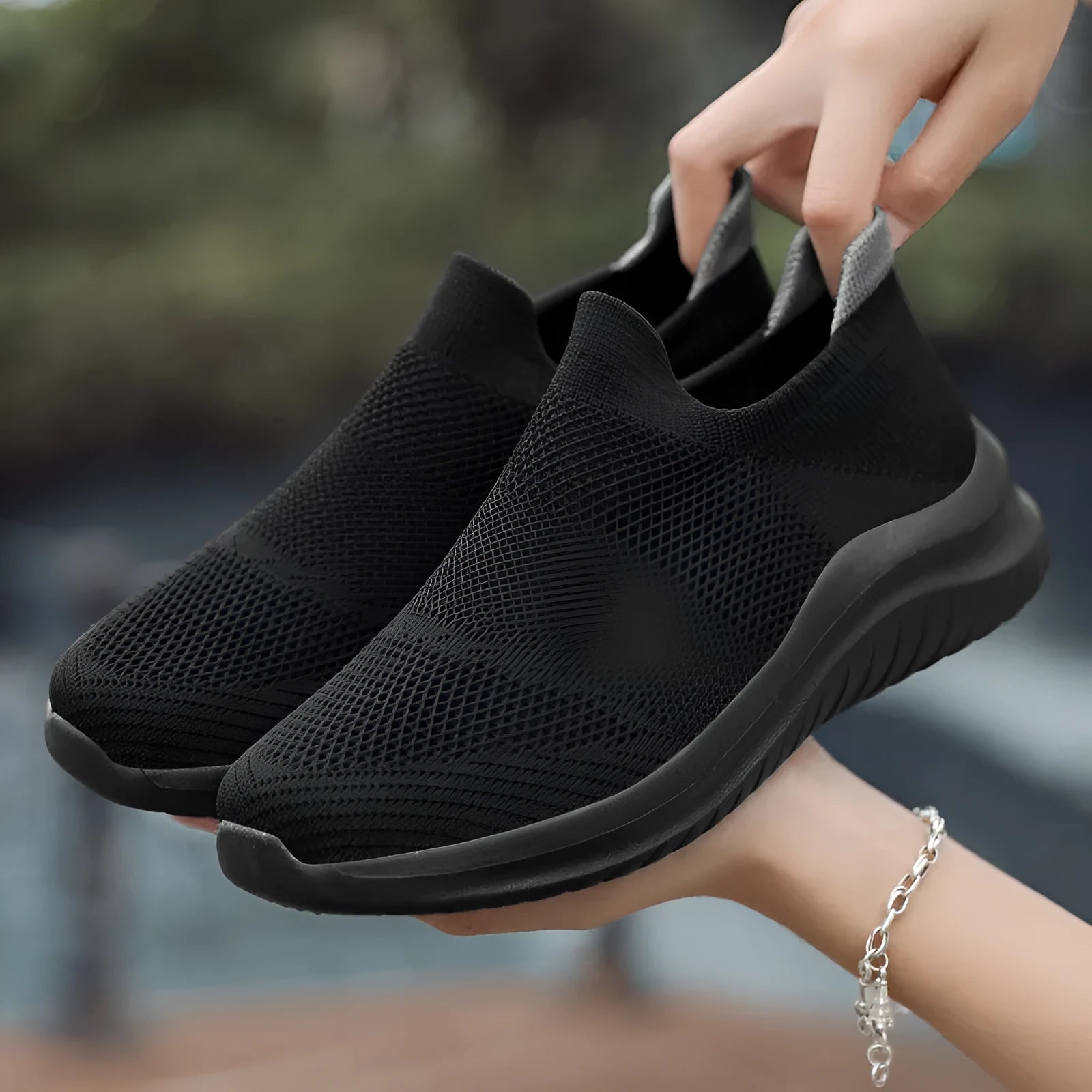Women's woven mesh low-top casual sneakers in khaki with flat heel and round toe