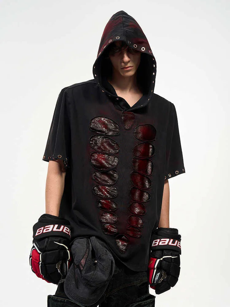 Men's black loose-fit hooded t-shirt with short sleeves and sequin decoration.