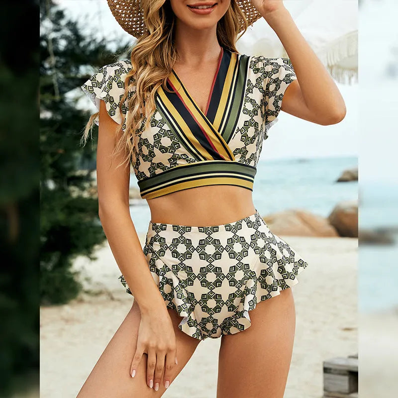 Green flounced backless lace-up V-neck split bikini swimsuit with polyester fabric