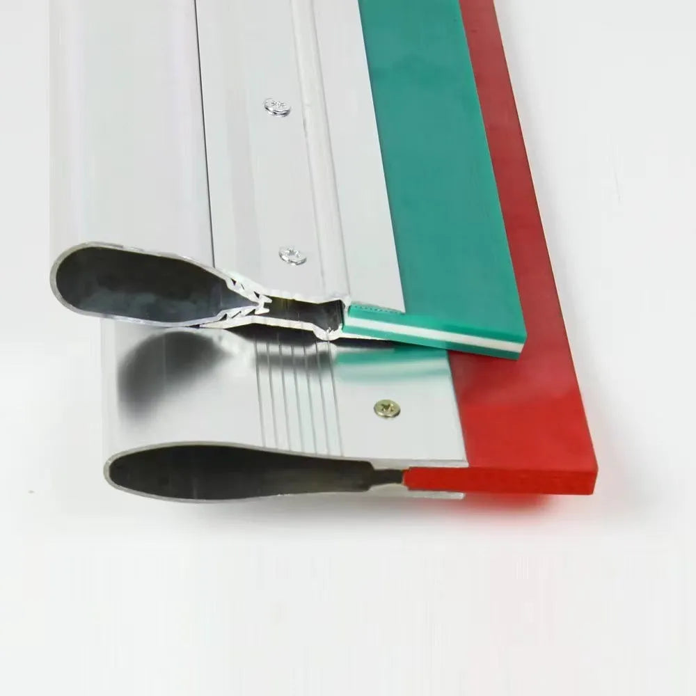 Green aluminum alloy hand scraper with 50cm handle and 10cm wide metal squeegee blade