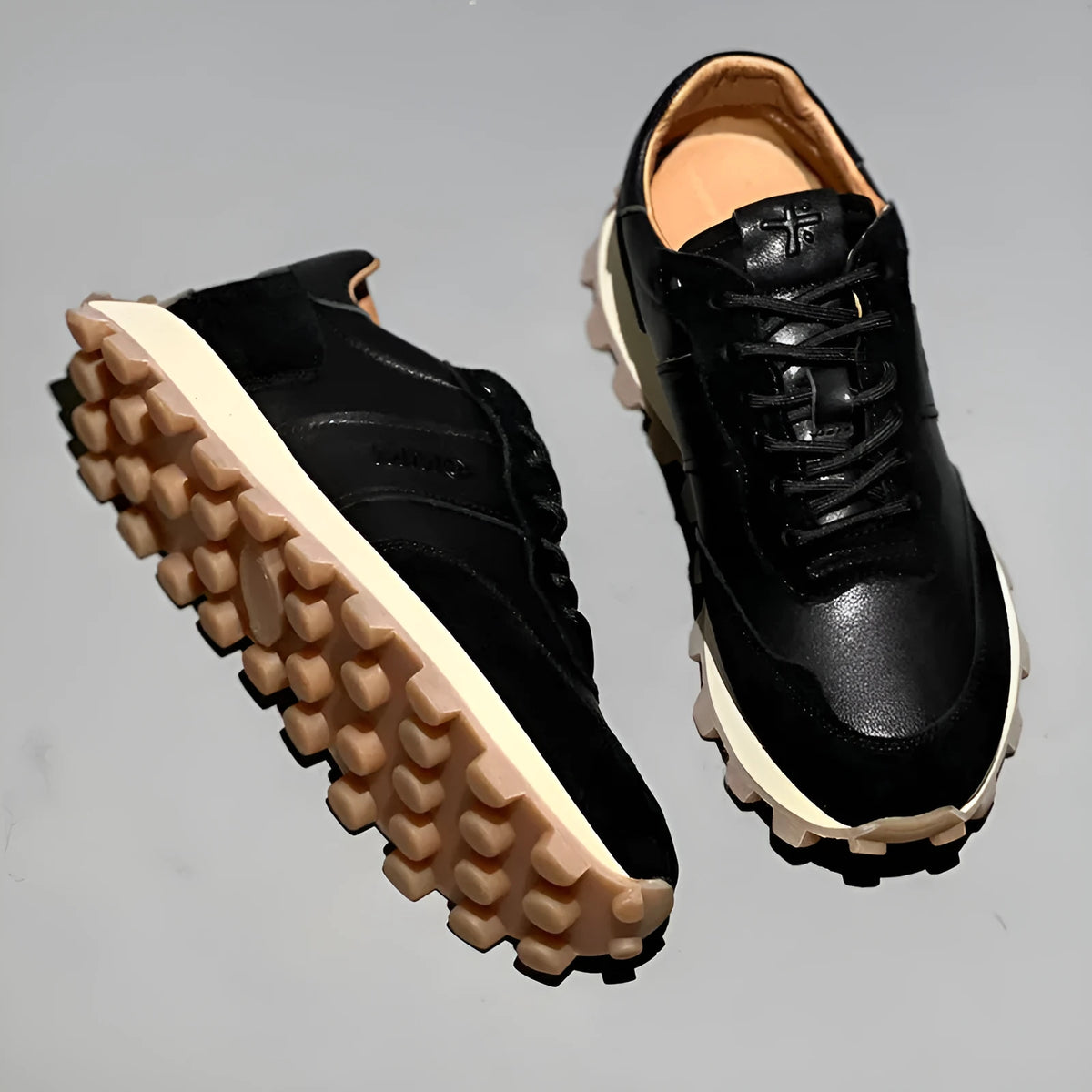 Mens lace-up leather sports shoes with thick rubber foam sole and heightening heel, black or white, sizes 38-43