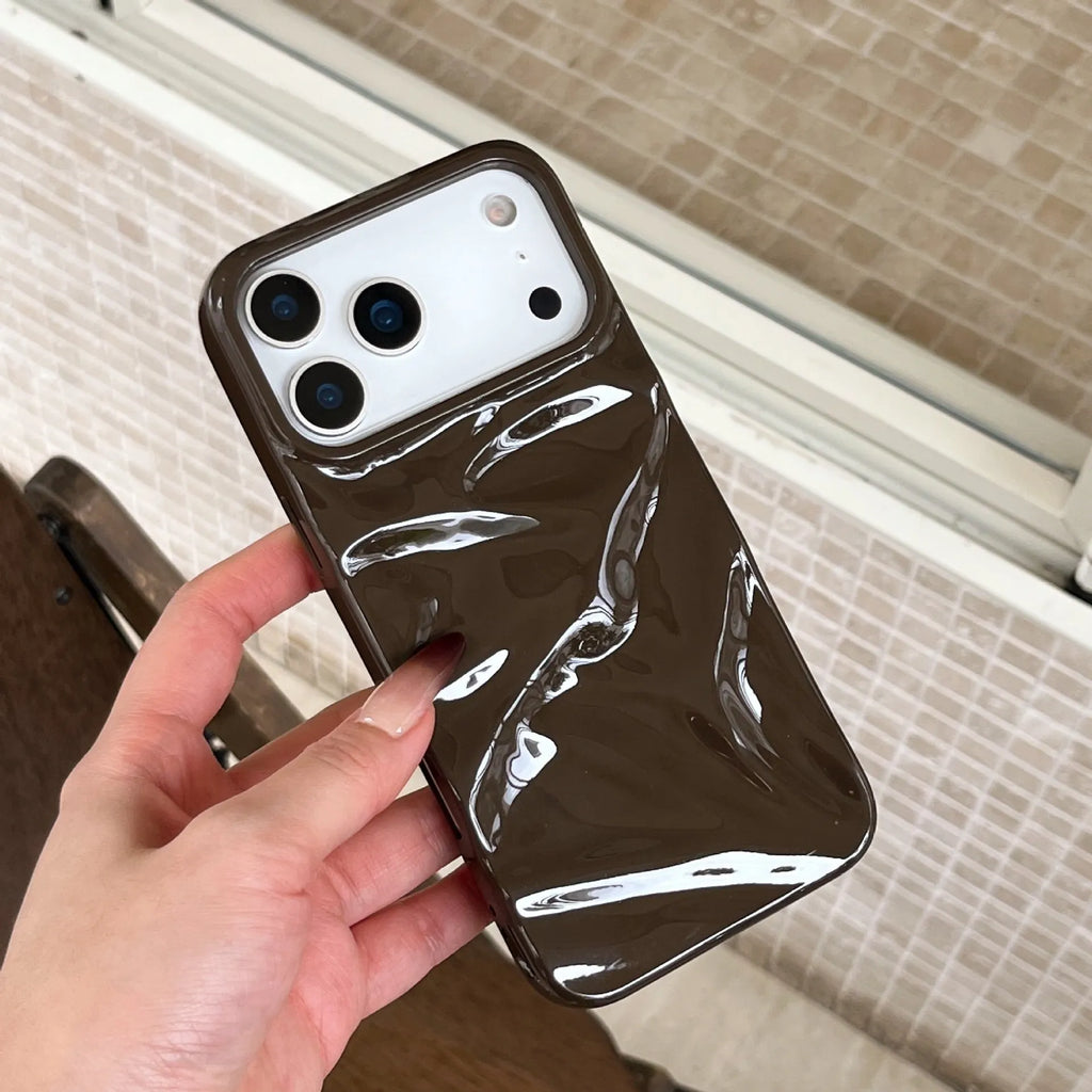 Three-dimensional pleated pattern TPU phone case in green for iPhone, anti-fall, anti-fingerprint, soft shell
