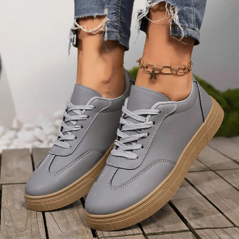 Women's Korean-style casual running shoes flat lace-up low top artificial PU round toe in gray and white