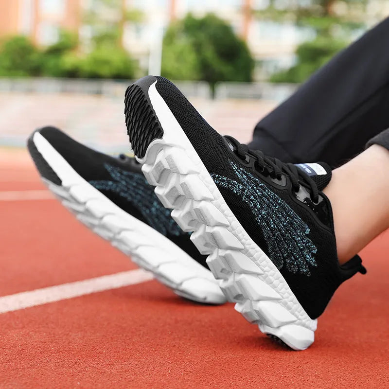 Women's low-top platform sneakers in black and white with cross-strap detail and MD sole.