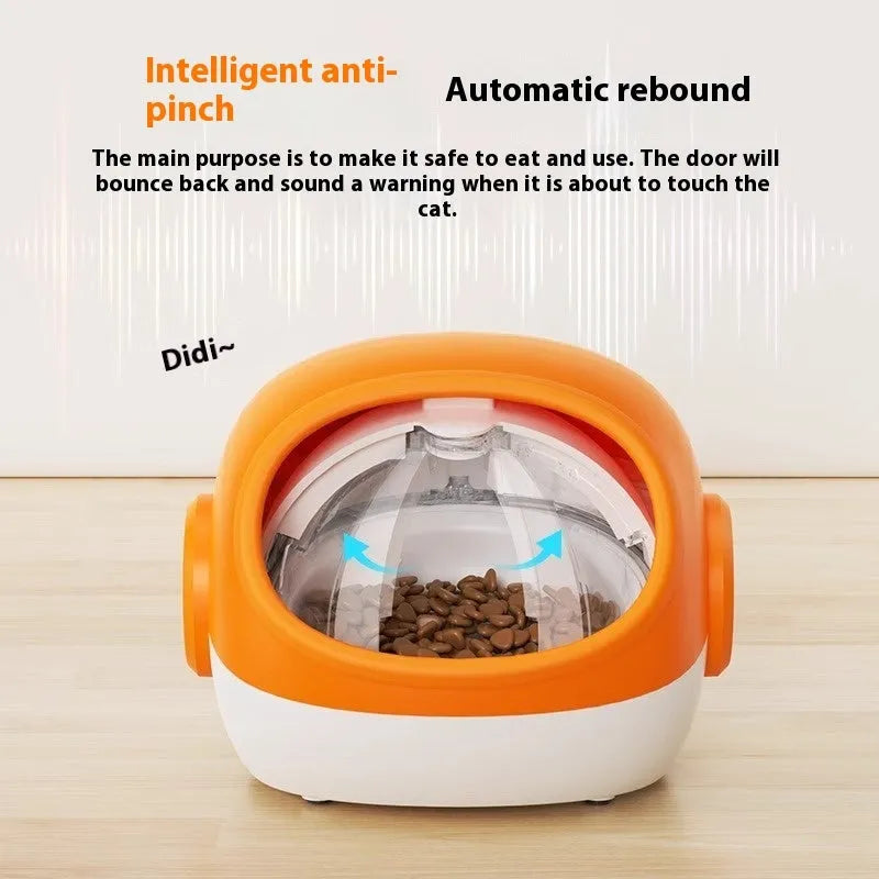 Plastic automatic cat feeder with chip identification and anti-grab design, UK plug