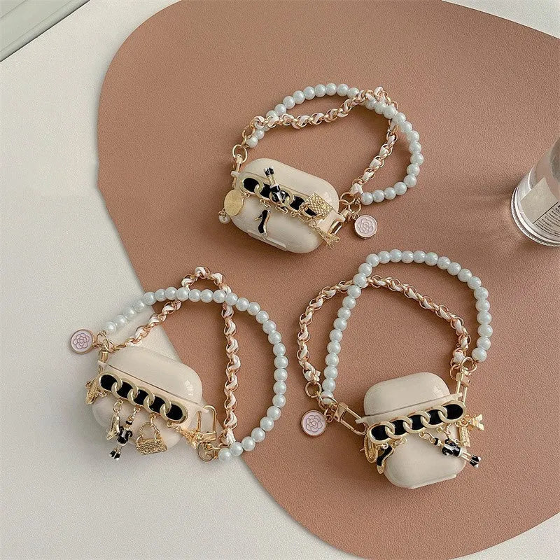 Off-white silicone AirPods case with pearl charm, five-piece set