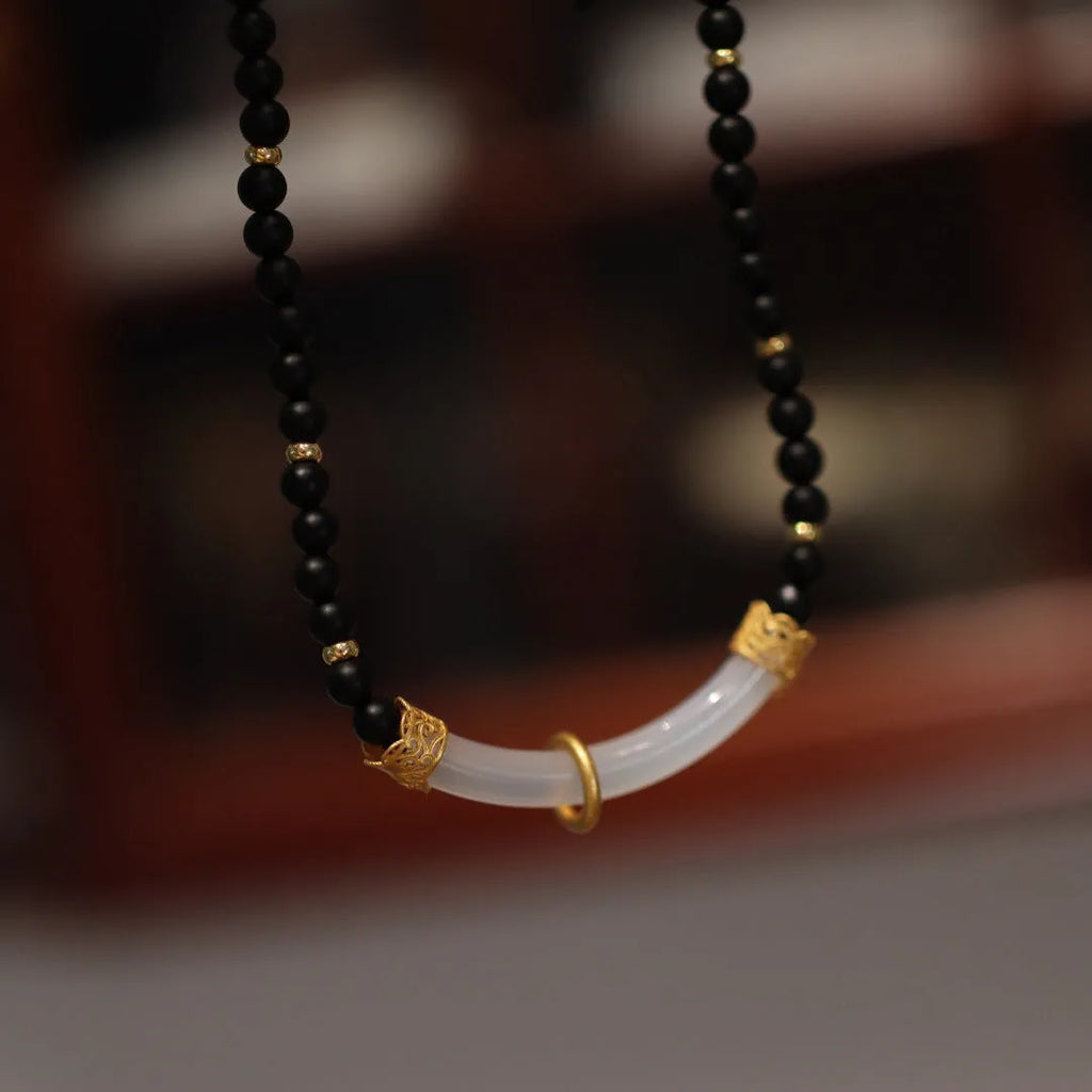 Natural frosted black agate and white chalcedony necklace with 925 silver U-shaped pendant