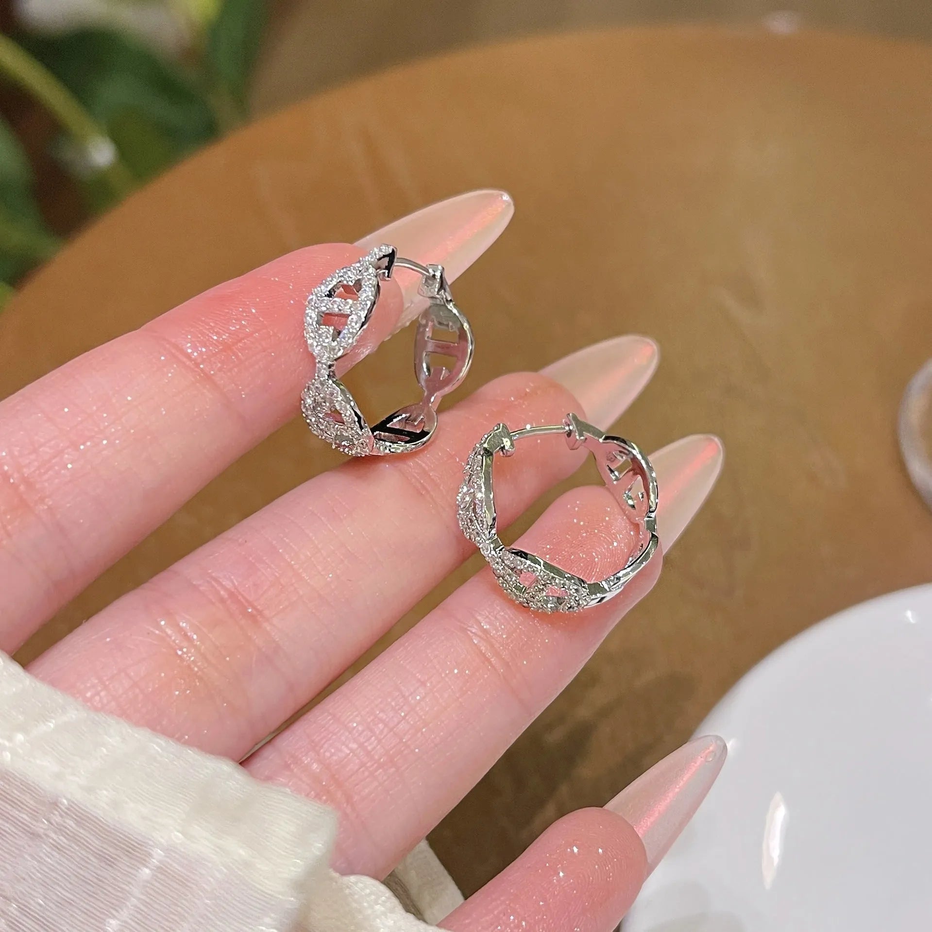 Ladies casual style electroplated copper earrings with diamond light luxury design in silver, gold or rose gold thick gold plating