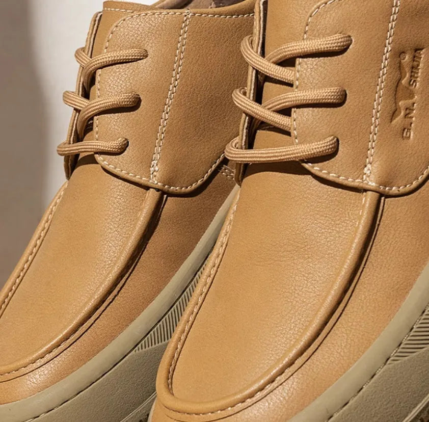 British retro brown big toe casual leather shoes in khaki colour with visible stitching and rubber sole