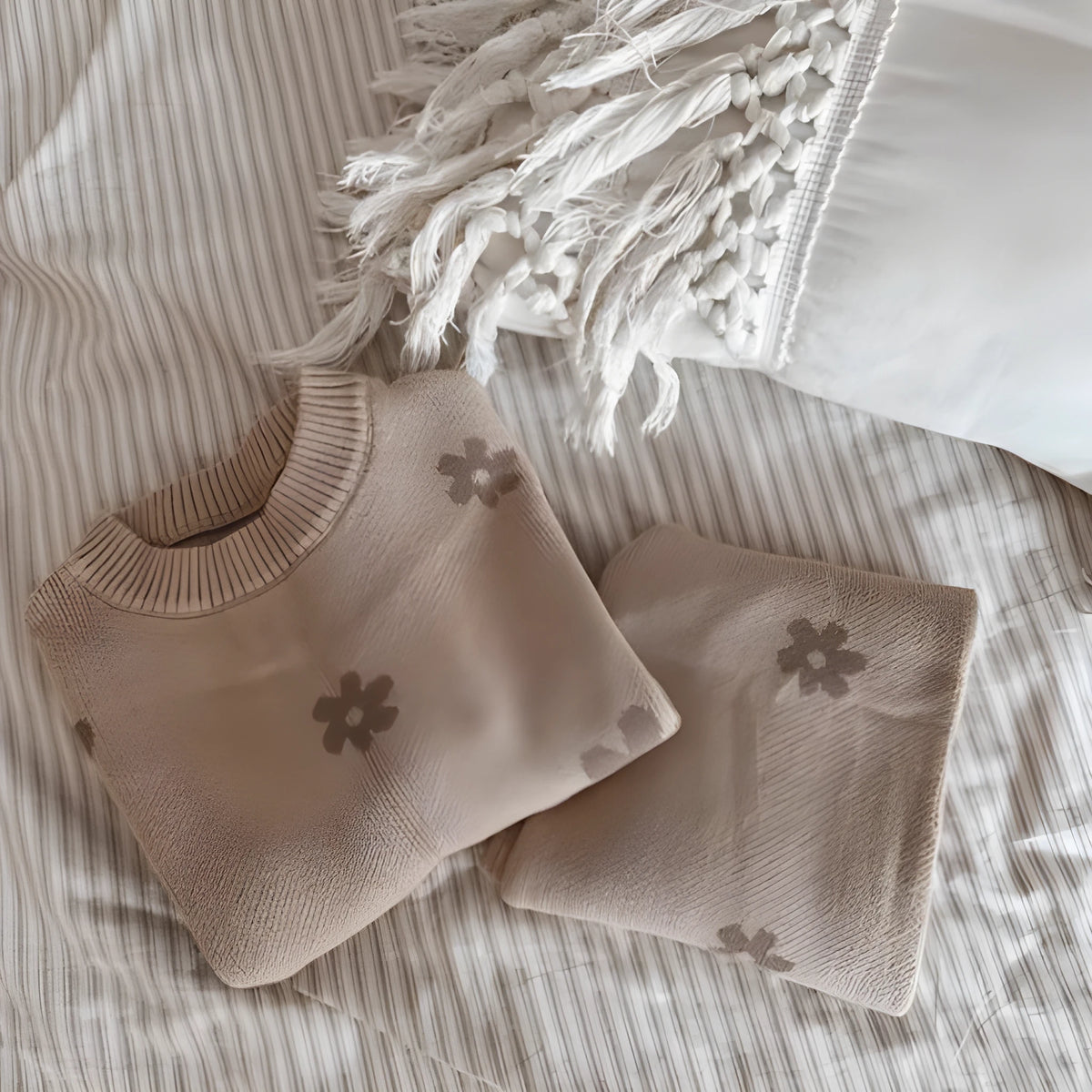 Boys and girls Korean style cotton sweater suit in khaki with matching trousers