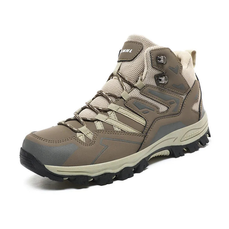 Hiking sneakers with front lace-up closure and natural rubber sole in multiple colour options
