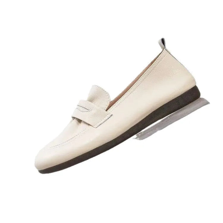 Women's slip-on flat loafers in beige white, black or apricot with low 1-3cm heel, PU upper and rubber sole