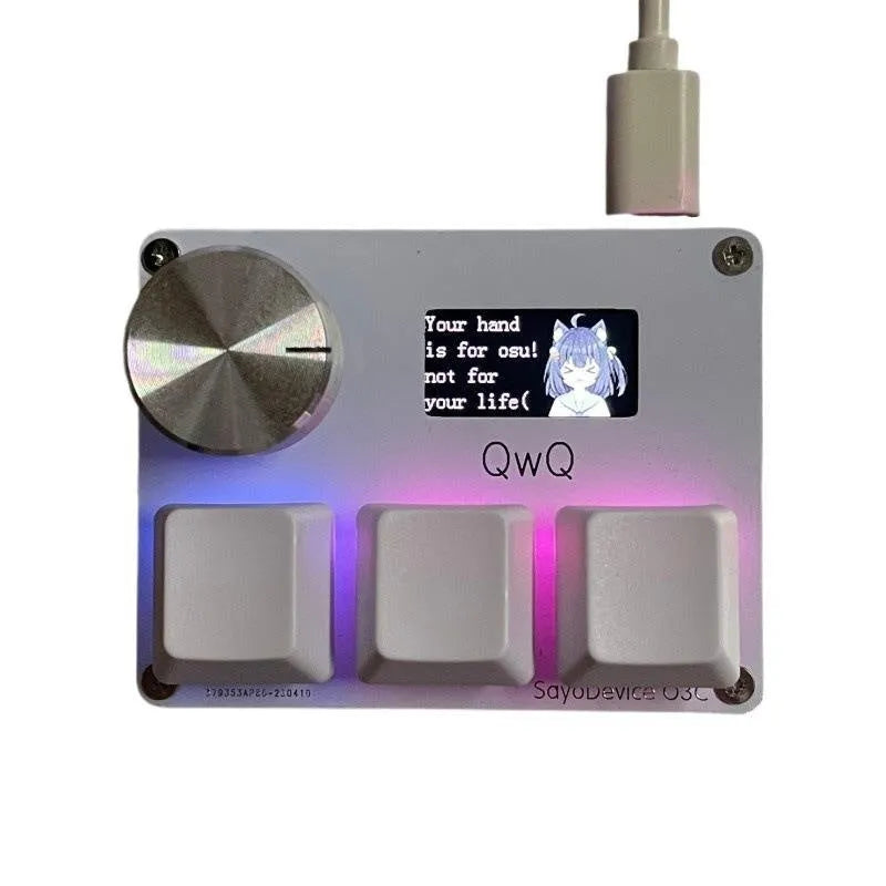 Customisable Hall magnetic axis game keyboard numeric pad with IPS screen, knob, and RGB backlighting.