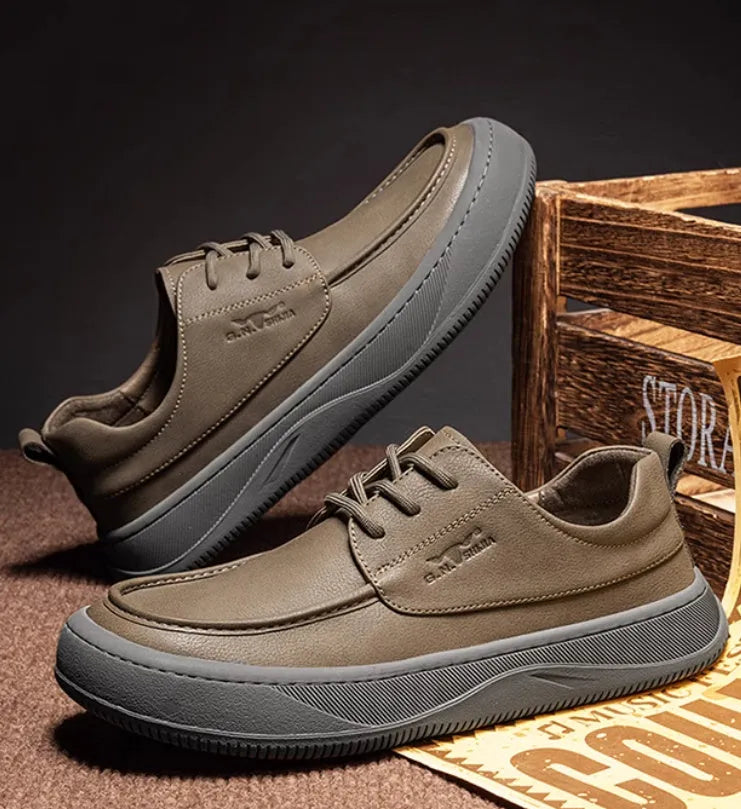 British retro brown big toe casual leather shoes in khaki colour with visible stitching and rubber sole