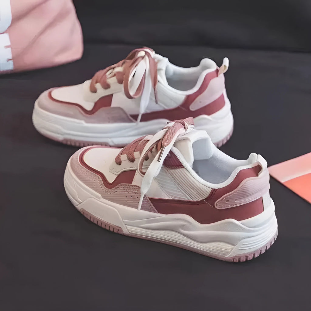 Women's low top sneaker in beige and pink with rubber sole