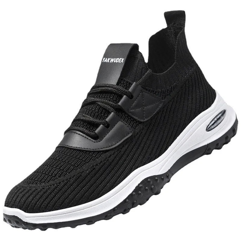 Men's black Flyknit low top sports shoes with breathable mesh and plastic sole for running