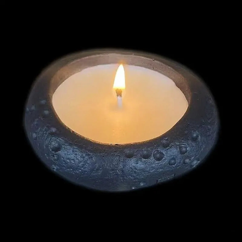 Fair-faced concrete aromatherapy candle candlestick ornament in white or black cement