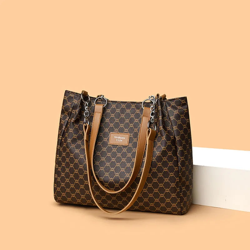 A brown retro-style women's PU leather handbag with a single strap and polyester lining.