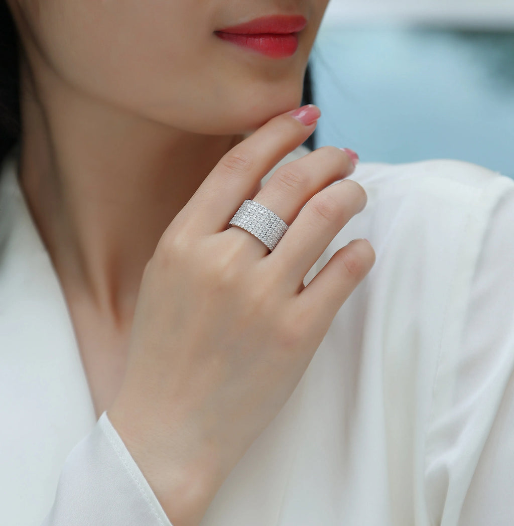 Starry River wedding ring set with moissanite stones in platinum-plated S925 silver, gift box, and GRA certificate