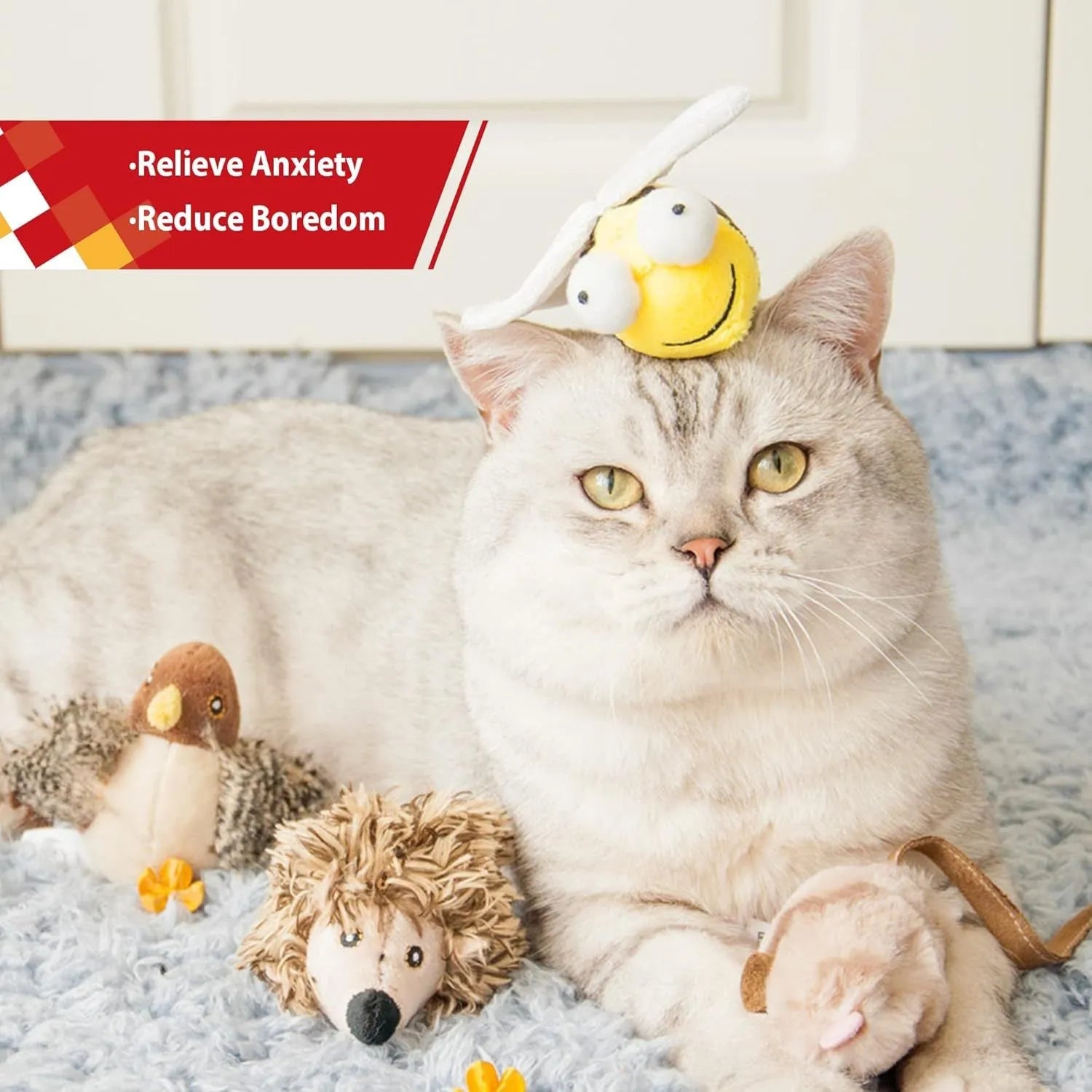 Yellow bee-shaped interactive cat toy with flannelette fabric and electronic sound components