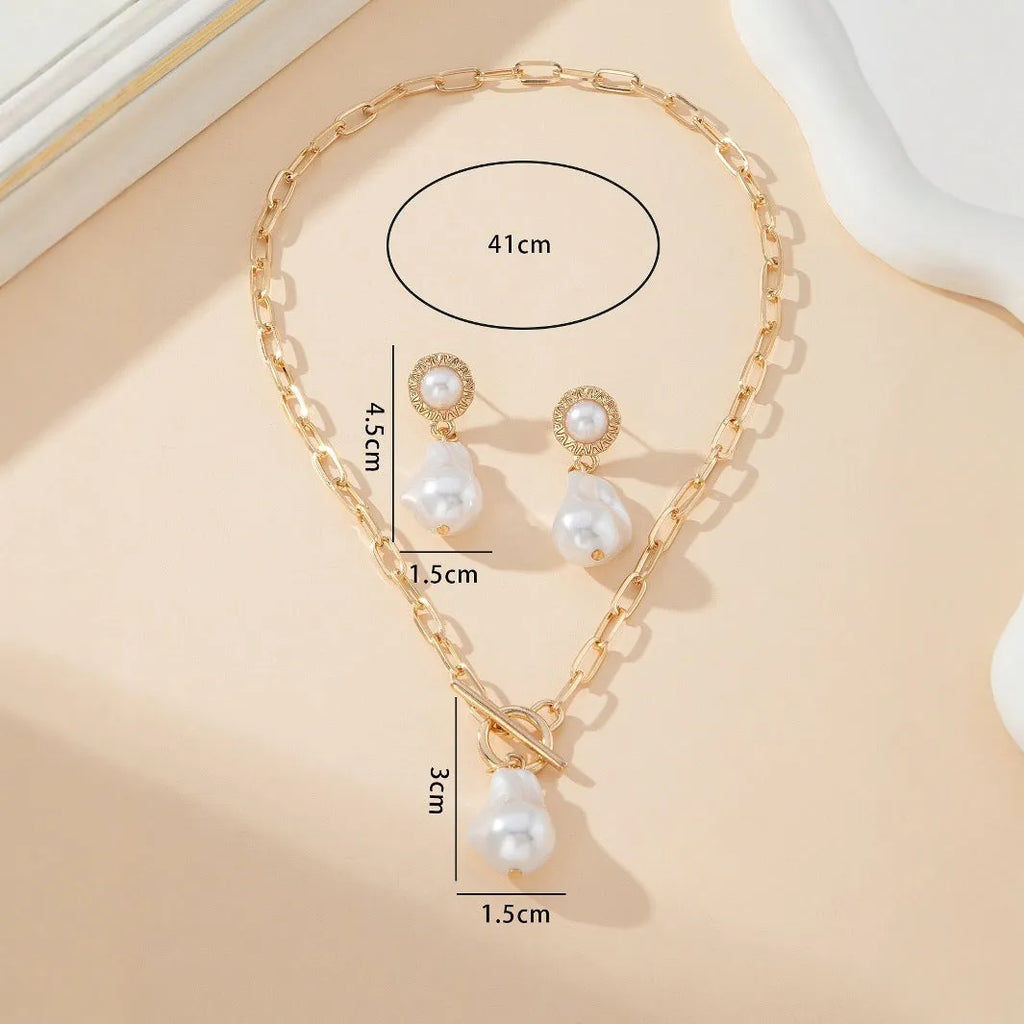 Gold tone retro baroque pearl necklace and matching earrings jewellery set for women