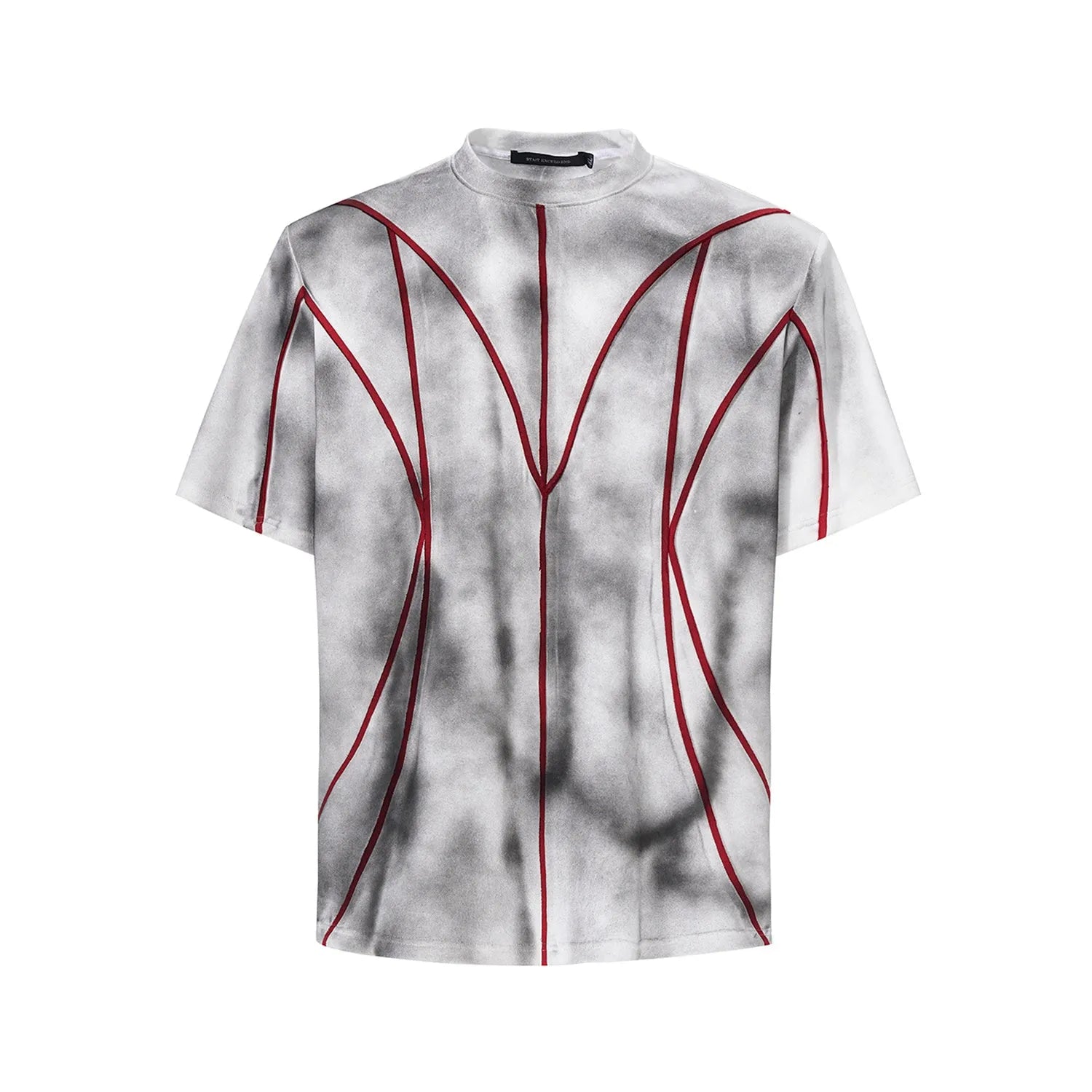 Padded shoulder short sleeve T-shirt with three-dimensional line patchwork and round neck