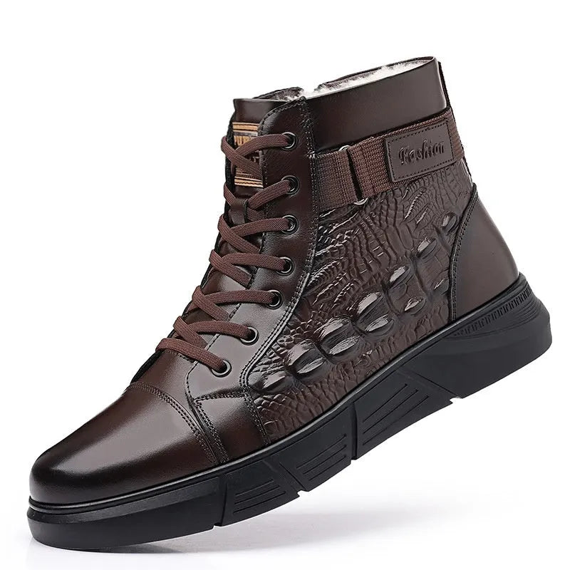 Genuine leather snow boots with fur lining in black or brown velvet colours with rubber soles
