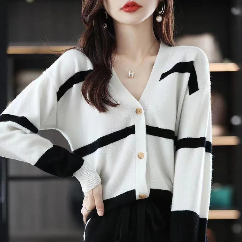Women's striped knitted cardigan with 3D pattern, V-neck and button-up front in multiple colour options