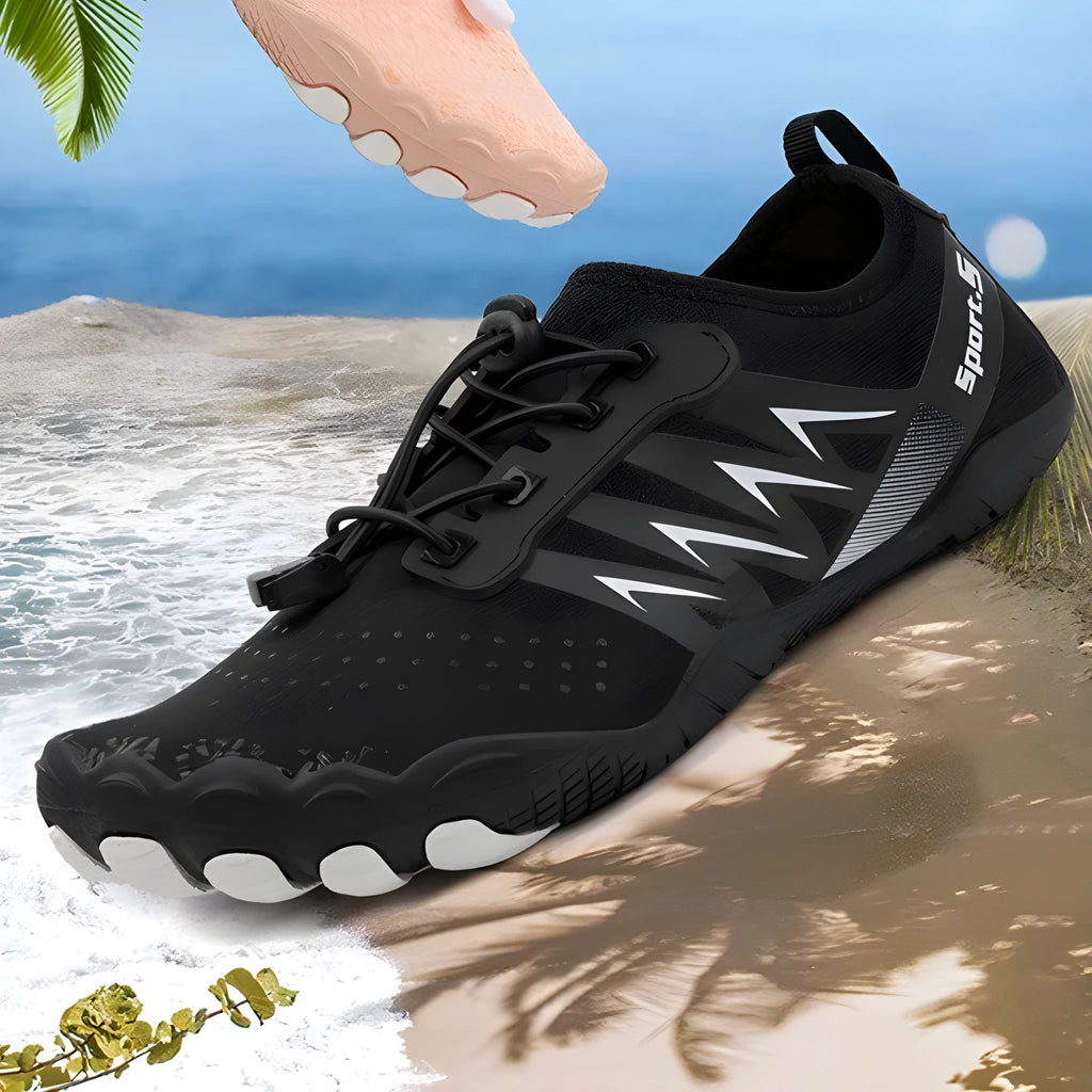 Men's quick-drying river tracing shoes in apricot colour with mesh upper and rubber sole