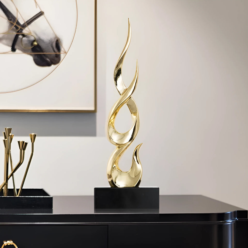 High-rise resin decoration crafts in gold and silver colours with modern simple design