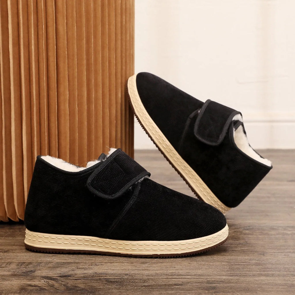 Black soft soled velvet thick cotton shoes with cotton cloth upper, buckle fastening, and rubber sole, sizes 38 to 45