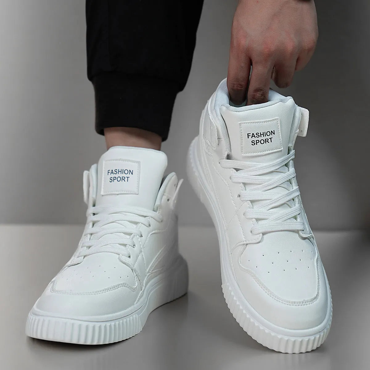 Men's white round toe casual microfiber shoes for autumn and winter leisure wear.