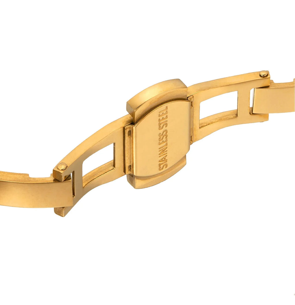 Small square watch-style bracelet with alloy case, titanium steel band, 21cm length, 35mm x 36mm dial, no time display.