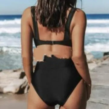 Women's solid colour polyester bikini set in slim fit design on mannequin
