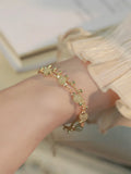 Natural Hetian jade beaded bracelet in classic princess running style for women.