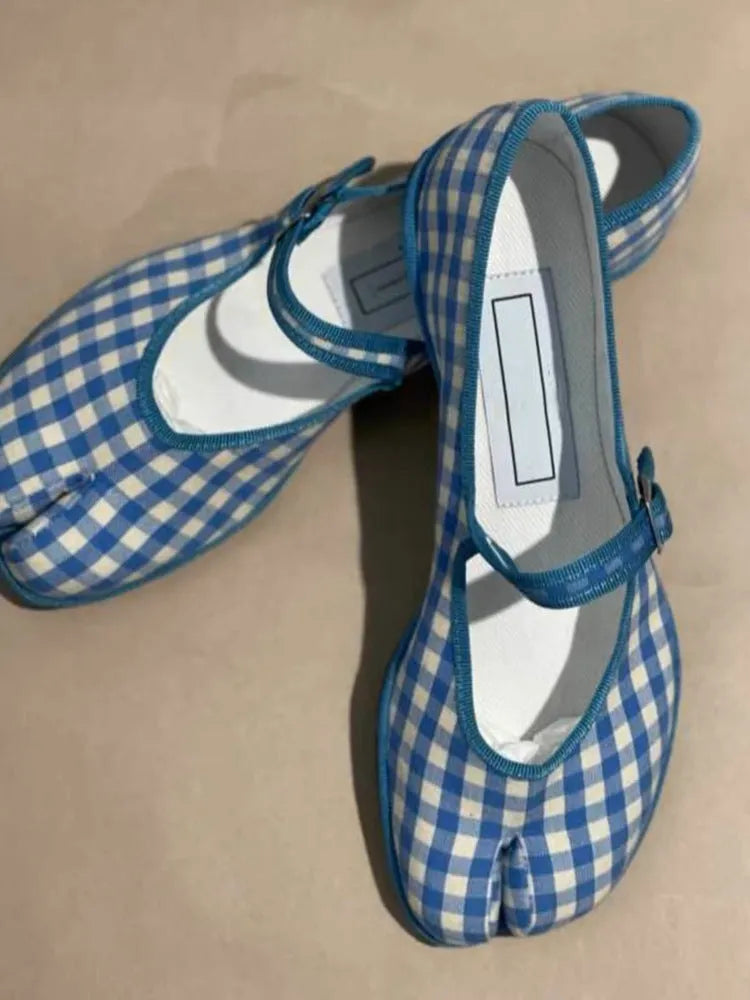 Korean style plaid split toe ballet flats with sheepskin lining and low 1-3cm heel, Picture Color