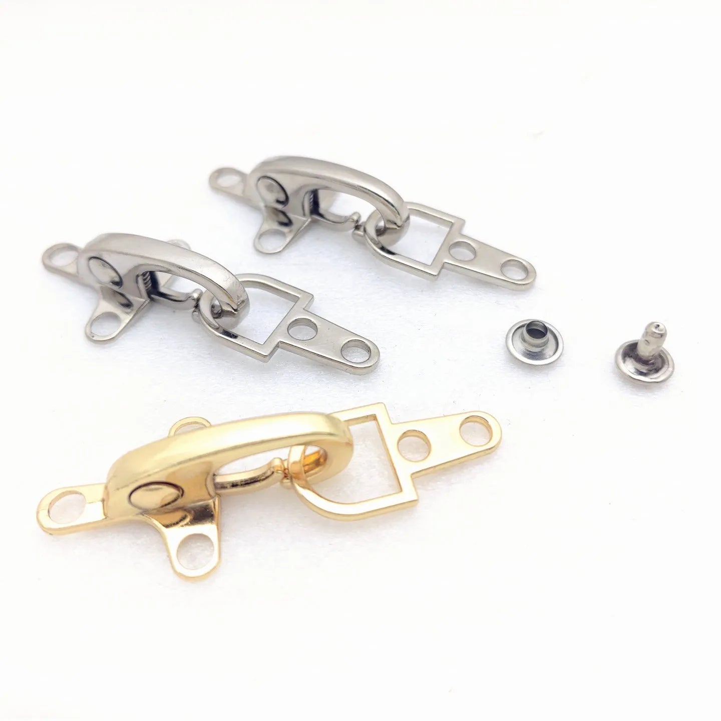 Alloy metal aircraft buckle decoration in bronze gold gun or silver finish