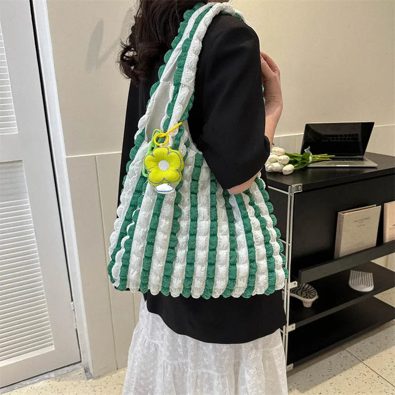 Women's pleated bubble shoulder bag with square vertical shape and detachable pendant accessory