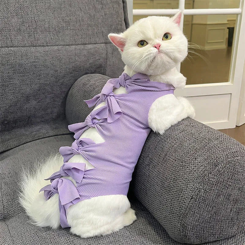 Lace-up polyester cat sterilisation clothing shown in blue, with size and colour options displayed.