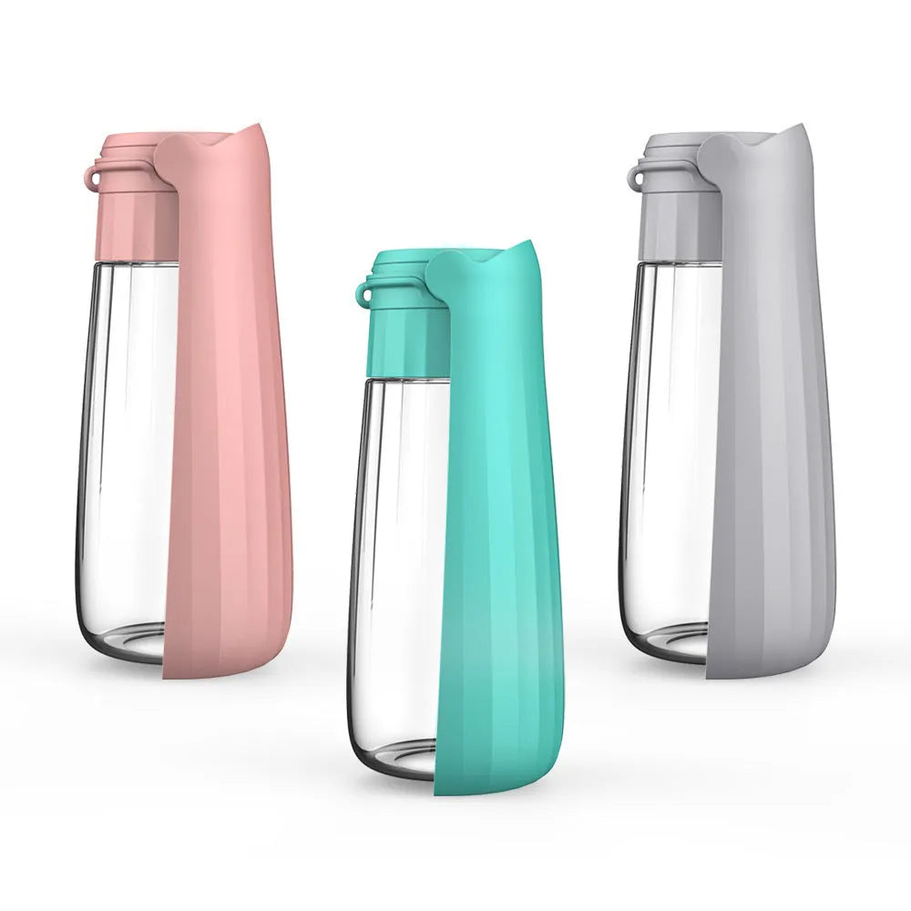 Portable folding pet water cup 550ml in blue for medium to large dogs
