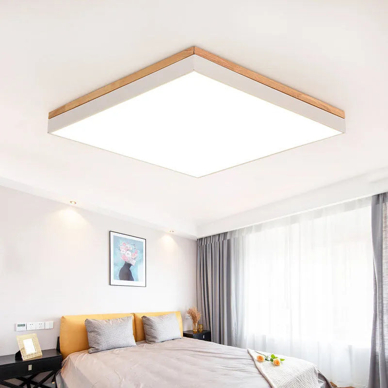 Round Nordic style LED ceiling lamp with solid wood and iron frame in white finish