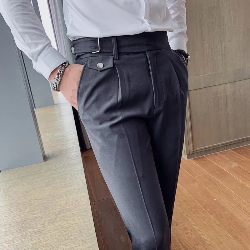 Men's straight-leg casual trousers in solid colours with waist size label