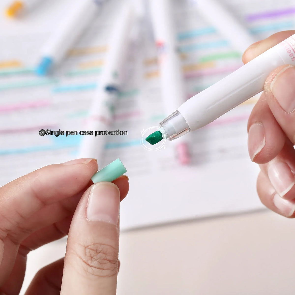 Boxed set of 6 fluorescent highlighter pens with oblique heads and plastic shells for key marking and journal use