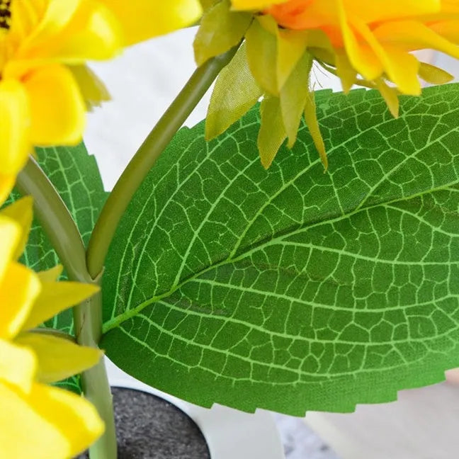 Rechargeable artificial sunflower LED night light desk lamp with USB cable